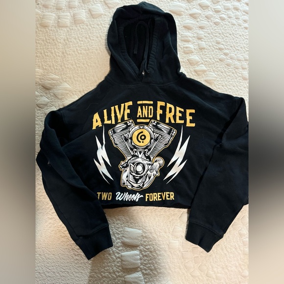 Alive and Free Co cropped hoodie - Picture 1 of 3